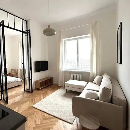 Old Town , Wi-fi , 2-beds , Aesthetics - By Hik ורשה